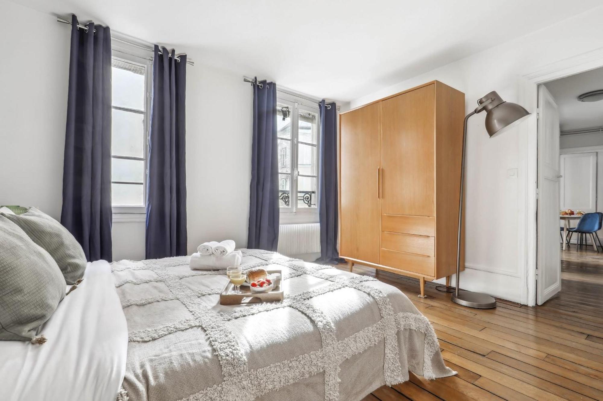 Le Marais 1Br Place Saint パリ エクステリア 写真